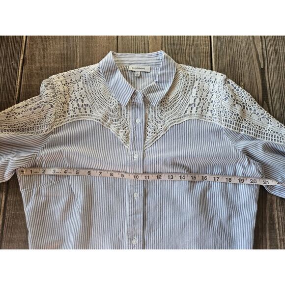 Calligraphie Anthropologie Top Large Blue White Striped Button Up Ivory Crochet - Picture 12 of 13